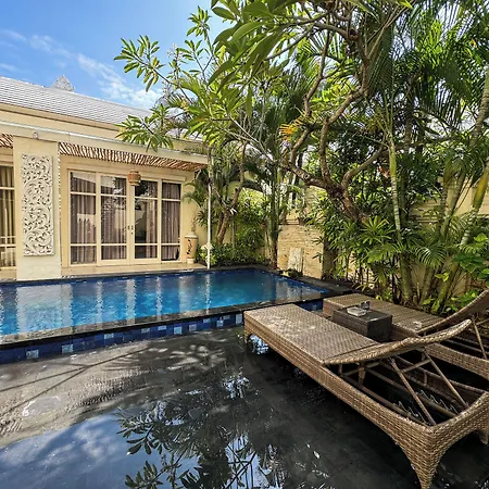 Awila Villas Kuta, 3-Bedroom Private Pool Villas Near Kuta Beach-3